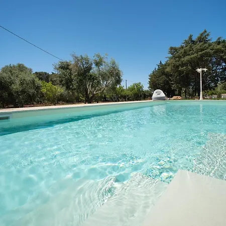 Villa Wepuglia - Trullo Vignaiolo Ostuni