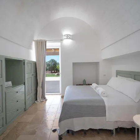 Villa Wepuglia - Trullo Vignaiolo Ostuni